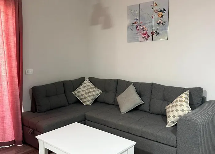 Modern Flat Pool View Great Location In Rivera דירה שארם א-שייח