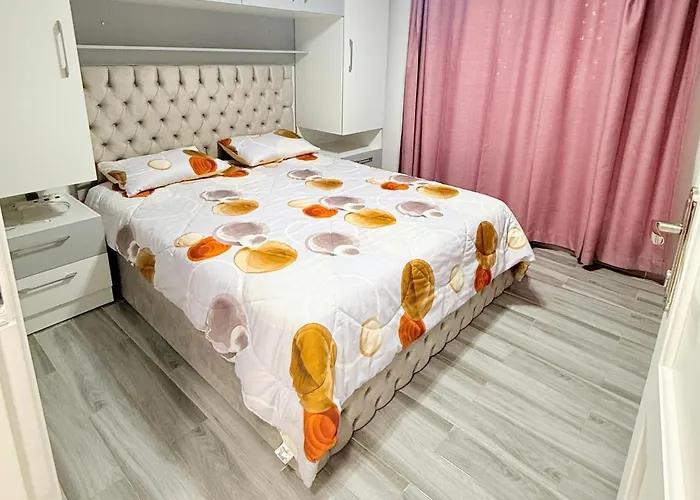 Modern Flat Pool View Great Location In Rivera דירה שארם א-שייח